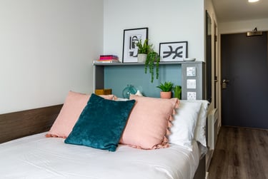 Standard En Suite - Image 2